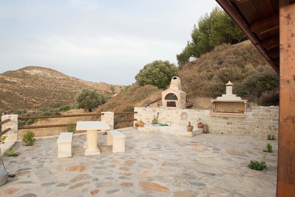 Villas Alexandros Petrino Каламаки Стая снимка