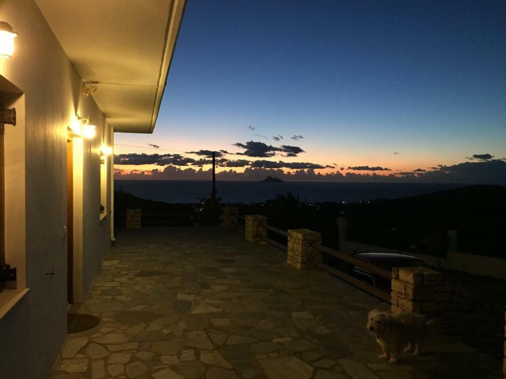 Villas Alexandros Petrino Каламаки Екстериор снимка